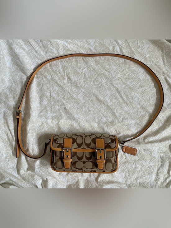 Coach Handbags - Coach Vintage y2k Signature Mini Field Bag- 6844